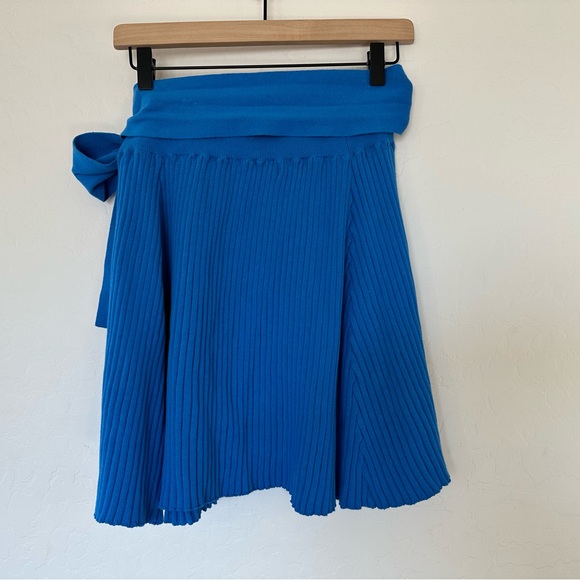 Free People Beach Collection Wrap Skirt. Size: Large. Excellent condition 💙 💙 - Picture 8 of 9